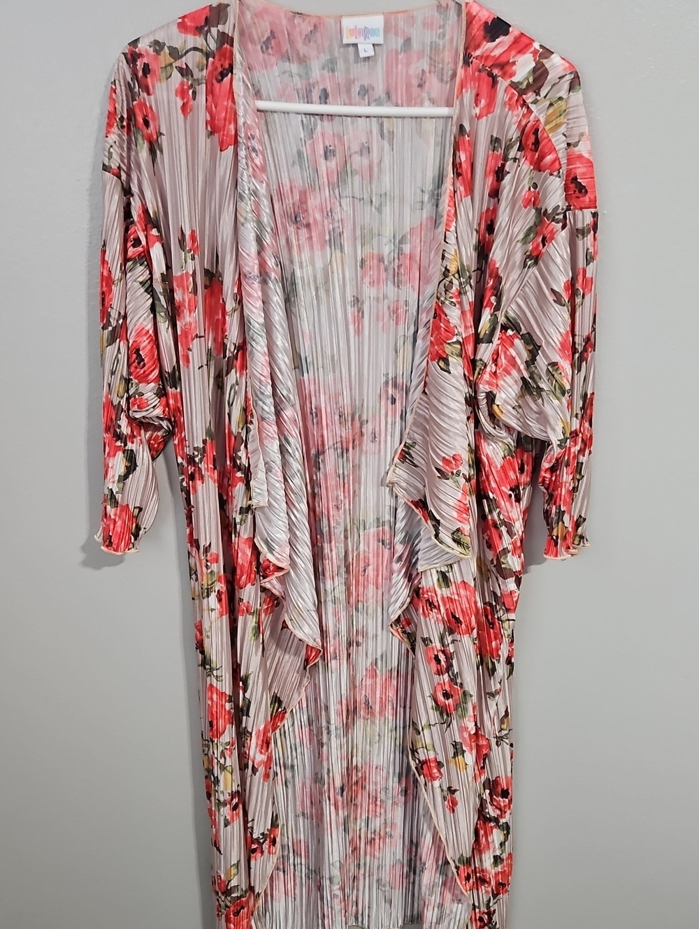 LuLaRoe Coral Floral Pleated Kimono Robe Silky